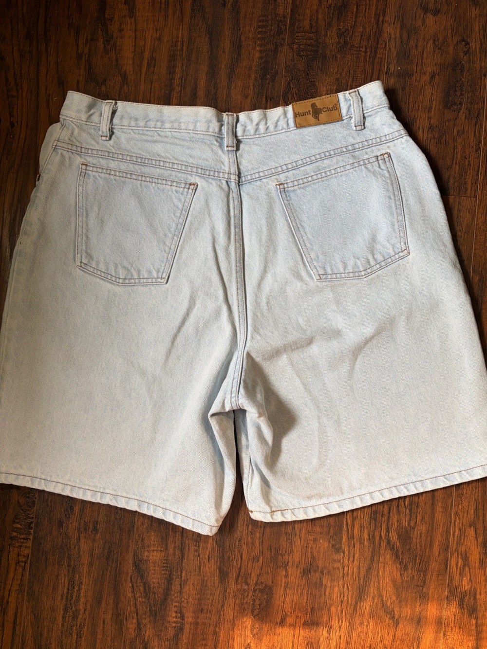 Vintage Hunt Club 90s High Rise Light Wash 7.5” Inseam Denim Shorts